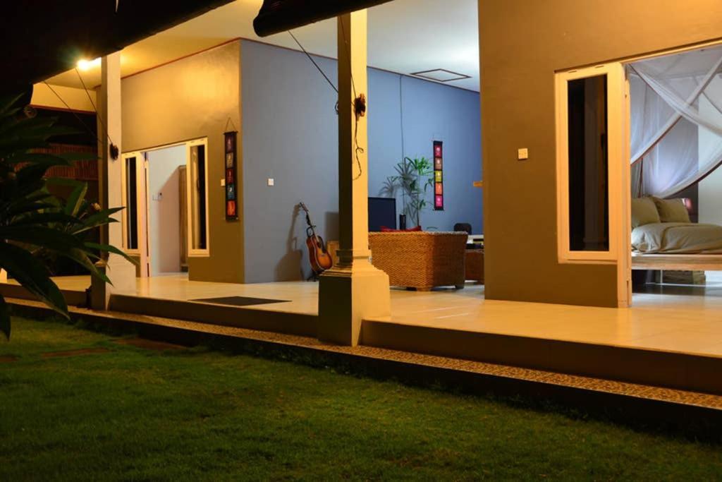 Villa Eden Seminyak Luaran gambar